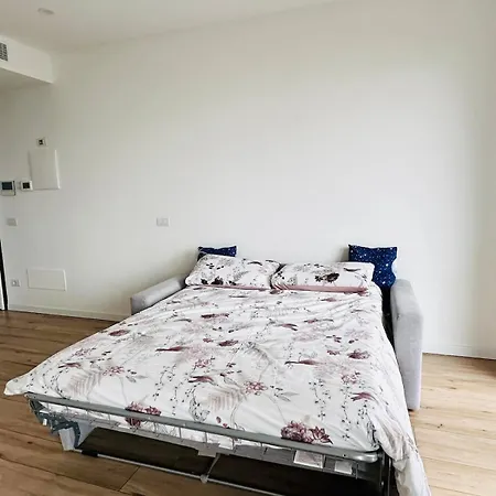 The View - Spacious Modern Apartment Como