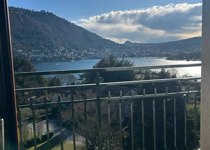 The View - Spacious Modern * Como